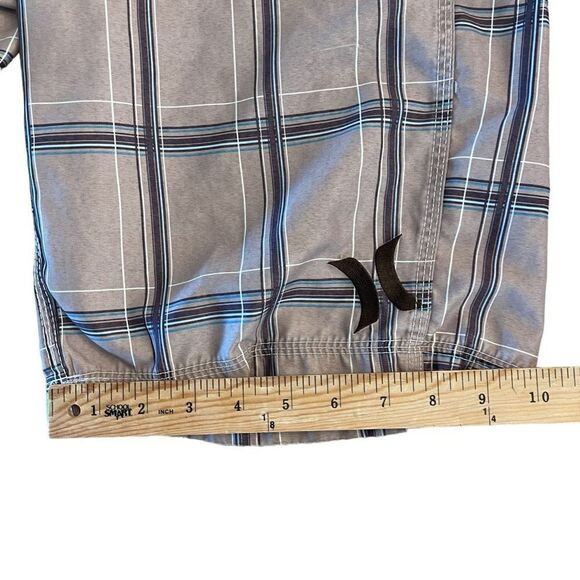 Hurley Mens Boardshorts Summer Checkered Polyester Tan Brown Plaid Size 30 - Picture 7 of 7